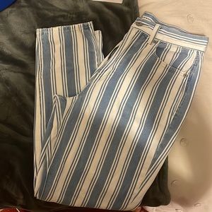 Womens straight leg mom jean American eagle